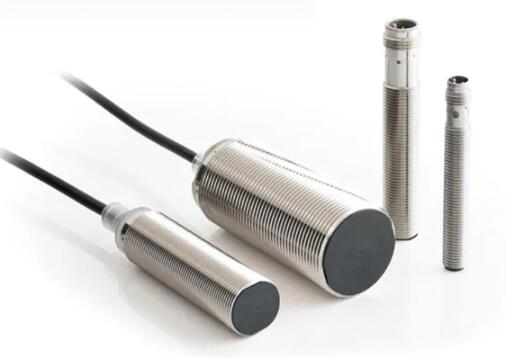 Omron E2B-M12KS04-WP-B1 2M