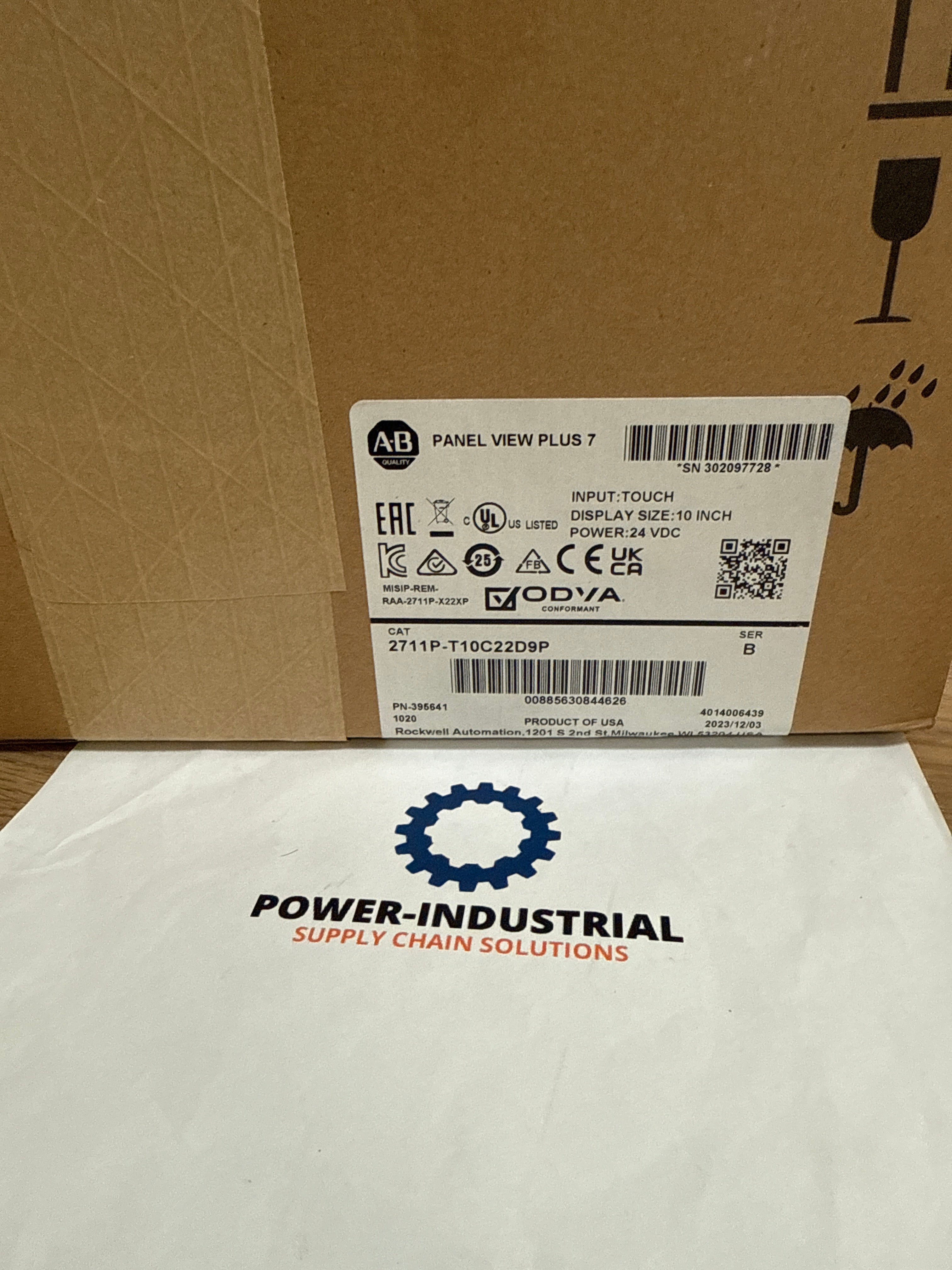 Allen Bradley 2711P-T10C22D9P Graphic Terminal, Performance Model, Extended Features, 10.4 in., TFT Color